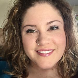 Meet your Posher, Lacey